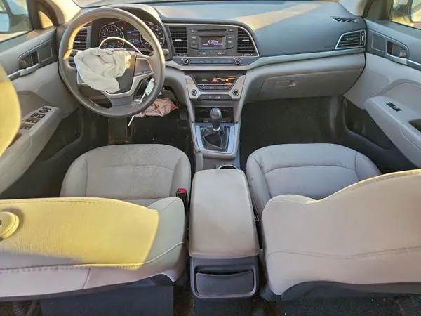 5NPD74LF0HH122635 2017 HYUNDAI ELANTRA - Image 8