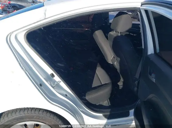 5NPD74LF0HH126085 2017 HYUNDAI ELANTRA - Image 8