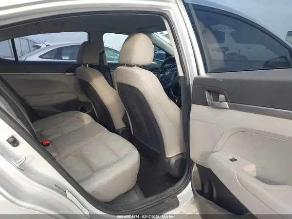 5NPD74LF0HH126443 2017 HYUNDAI ELANTRA - Image 8
