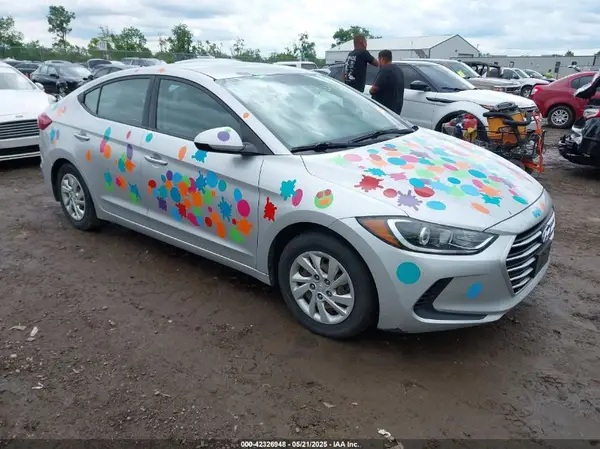 5NPD74LF0HH126703 2017 HYUNDAI ELANTRA - Image 1
