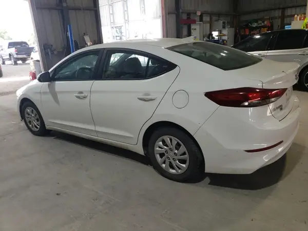 5NPD74LF0HH127656 2017 HYUNDAI ELANTRA - Image 2