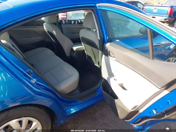 5NPD74LF0HH138060 2017 HYUNDAI ELANTRA - Image 8
