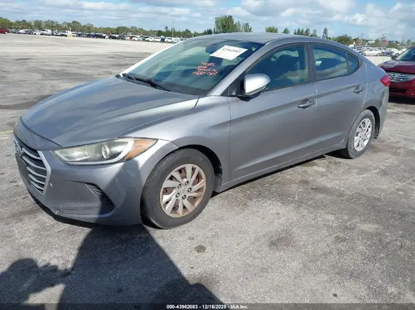 5NPD74LF0HH138964 2017 HYUNDAI ELANTRA - Image 2