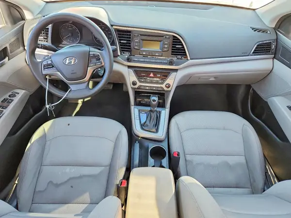 5NPD74LF0HH140732 2017 HYUNDAI ELANTRA - Image 8