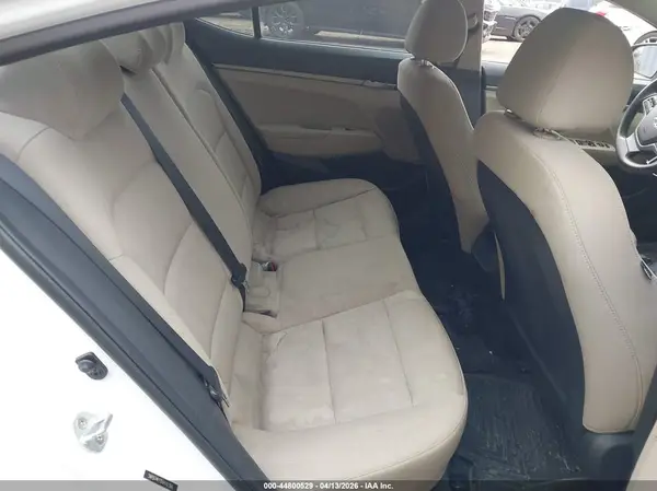 5NPD74LF0HH142366 2017 HYUNDAI ELANTRA - Image 8