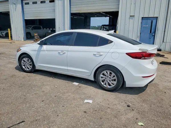 5NPD74LF0HH144361 2017 HYUNDAI ELANTRA - Image 2