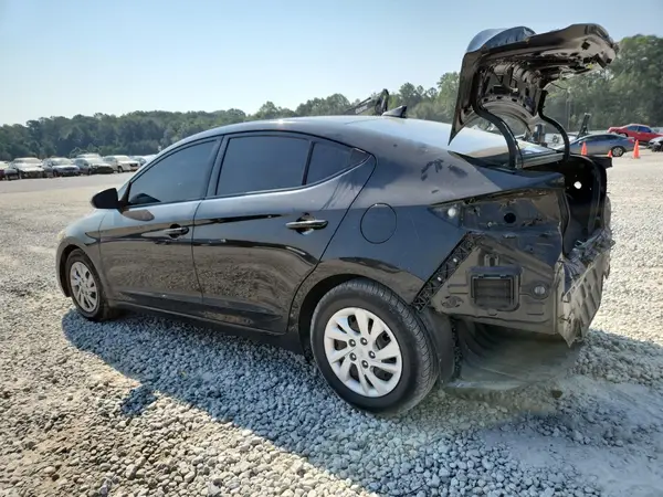 5NPD74LF0HH145977 2017 HYUNDAI ELANTRA - Image 2