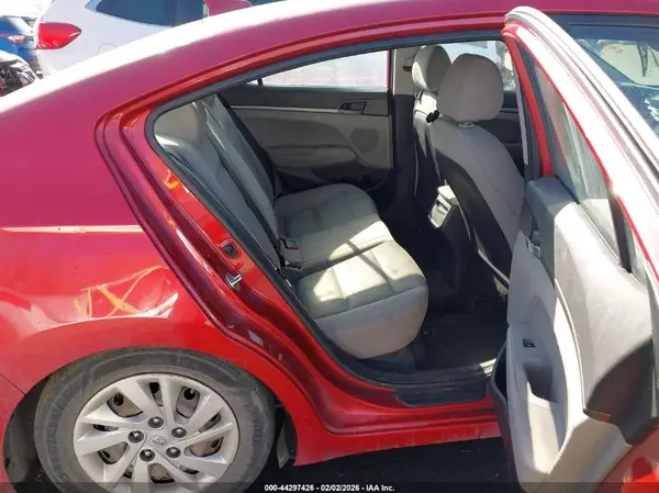 5NPD74LF0HH147860 2017 HYUNDAI ELANTRA - Image 8