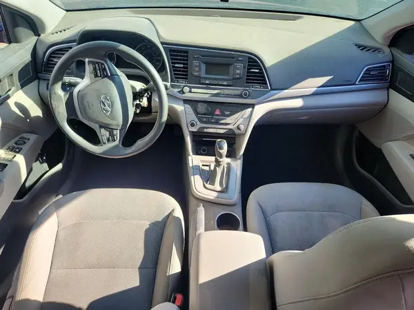 5NPD74LF0HH152816 2017 HYUNDAI ELANTRA - Image 8
