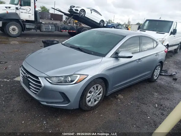 5NPD74LF0HH157997 2017 HYUNDAI ELANTRA - Image 2