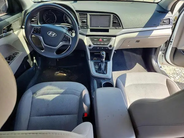 5NPD74LF0HH161824 2017 HYUNDAI ELANTRA - Image 8