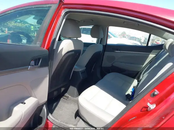 5NPD74LF0HH162469 2017 HYUNDAI ELANTRA - Image 8