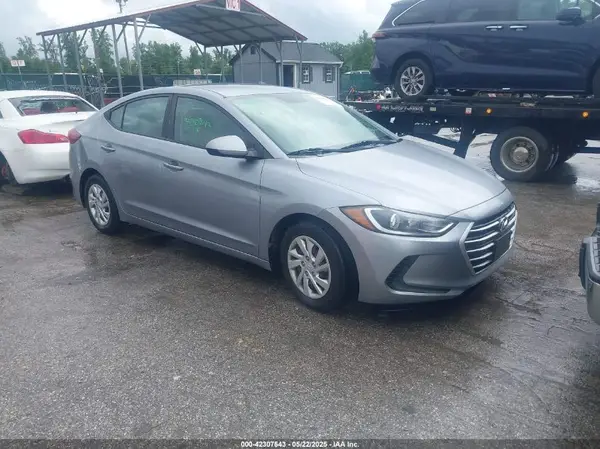 5NPD74LF0HH166392 2017 HYUNDAI ELANTRA - Image 1