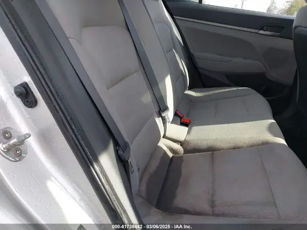 5NPD74LF0HH166425 2017 HYUNDAI ELANTRA - Image 8