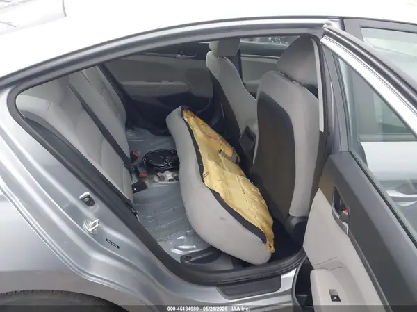 5NPD74LF0HH167428 2017 HYUNDAI ELANTRA - Image 8