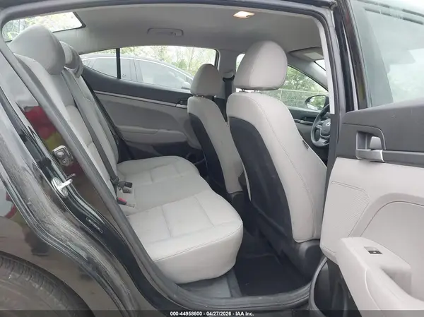 5NPD74LF0HH171401 2017 HYUNDAI ELANTRA - Image 8