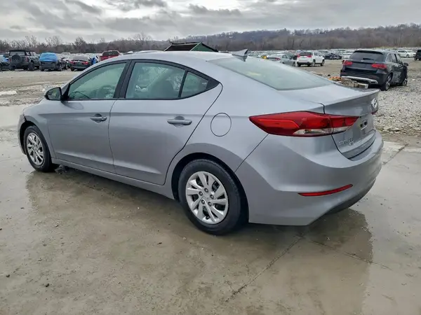 5NPD74LF0HH175366 2017 HYUNDAI ELANTRA - Image 2