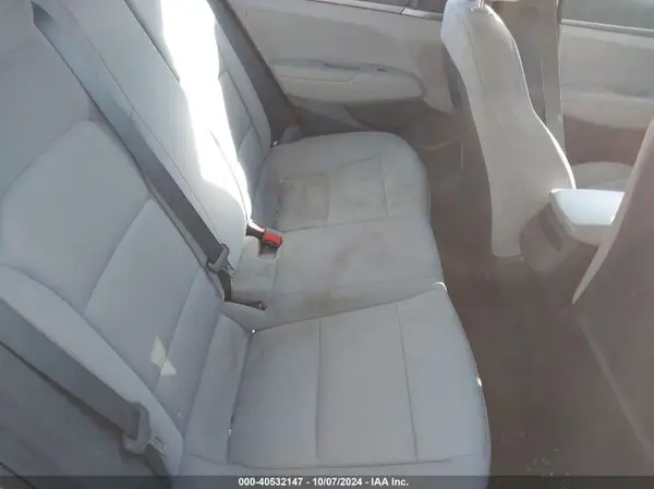 5NPD74LF0HH183466 2017 HYUNDAI ELANTRA - Image 8