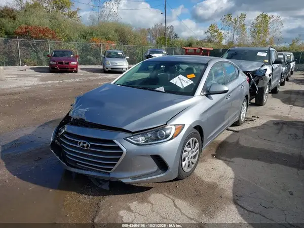 5NPD74LF0HH197075 2017 HYUNDAI ELANTRA - Image 2