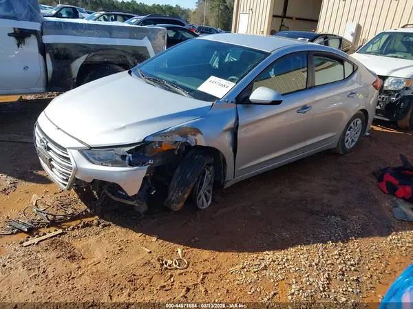 5NPD74LF0HH202503 2017 HYUNDAI ELANTRA - Image 2