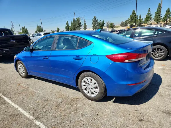 5NPD74LF0HH203215 2017 HYUNDAI ELANTRA - Image 2