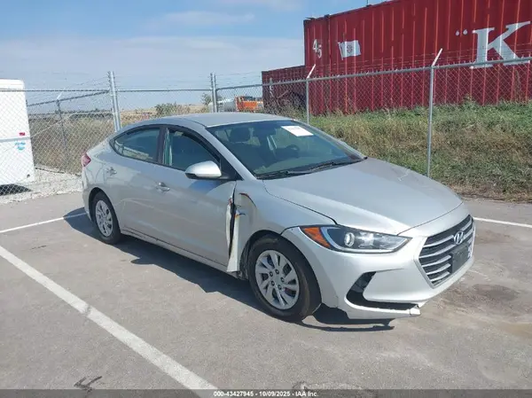 5NPD74LF0HH204638 2017 HYUNDAI ELANTRA - Image 1