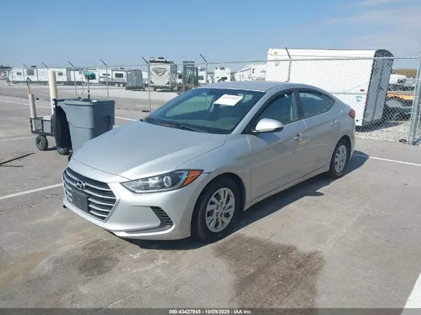 5NPD74LF0HH204638 2017 HYUNDAI ELANTRA - Image 2