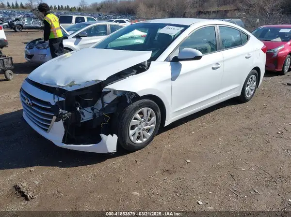 5NPD74LF0HH207149 2017 HYUNDAI ELANTRA - Image 2