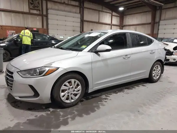 5NPD74LF0HH208124 2017 HYUNDAI ELANTRA - Image 2