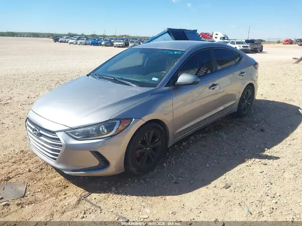 5NPD74LF0HH211413 2017 HYUNDAI ELANTRA - Image 2