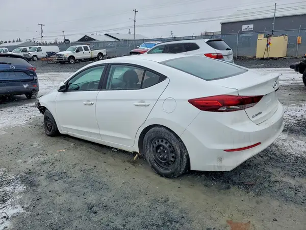 5NPD74LF0JH218805 2018 HYUNDAI ELANTRA - Image 2