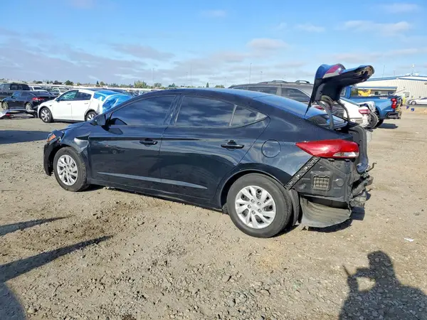 5NPD74LF0JH219081 2018 HYUNDAI ELANTRA - Image 2