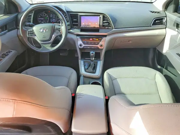 5NPD74LF0JH219081 2018 HYUNDAI ELANTRA - Image 8