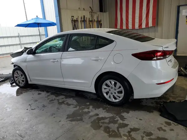 5NPD74LF0JH226502 2018 HYUNDAI ELANTRA - Image 2