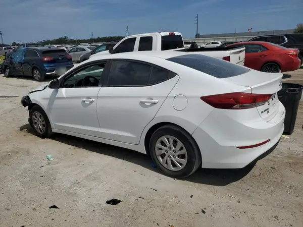 5NPD74LF0JH229660 2018 HYUNDAI ELANTRA - Image 2