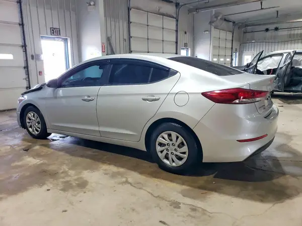5NPD74LF0JH235992 2018 HYUNDAI ELANTRA - Image 2