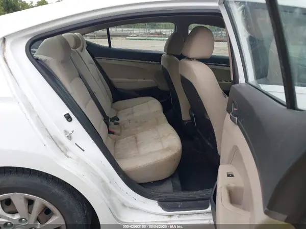 5NPD74LF0JH238780 2018 HYUNDAI ELANTRA - Image 8