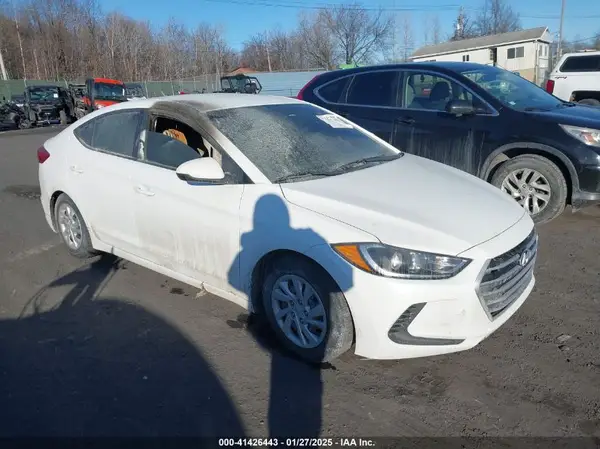 5NPD74LF0JH253179 2018 HYUNDAI ELANTRA - Image 1