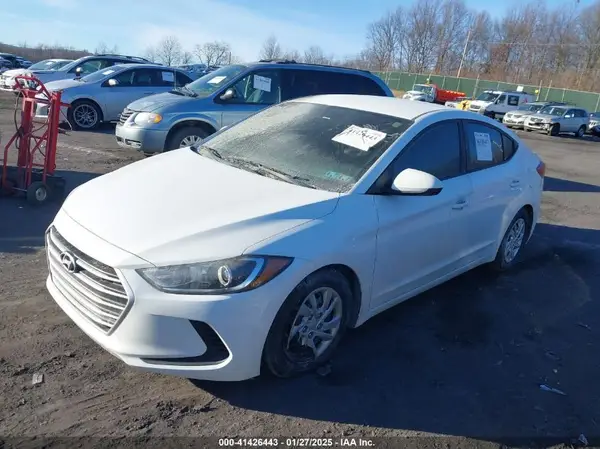 5NPD74LF0JH253179 2018 HYUNDAI ELANTRA - Image 2