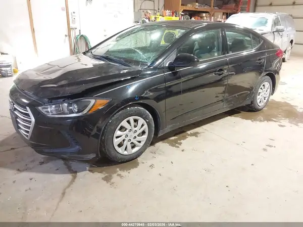 5NPD74LF0JH260908 2018 HYUNDAI ELANTRA - Image 2