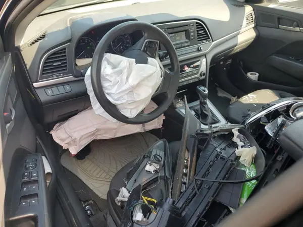 5NPD74LF0JH263324 2018 HYUNDAI ELANTRA - Image 8