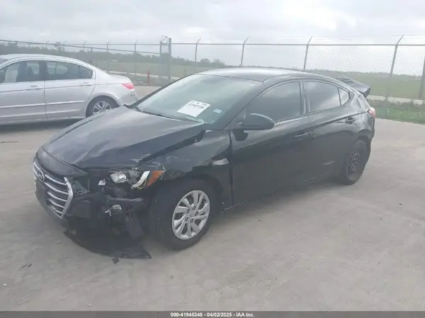 5NPD74LF0JH277787 2018 HYUNDAI ELANTRA - Image 2