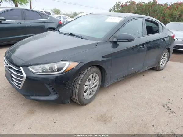5NPD74LF0JH284562 2018 HYUNDAI ELANTRA - Image 2