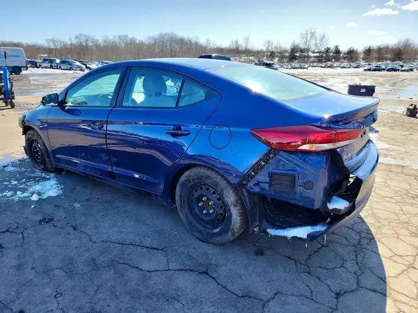 5NPD74LF0JH285632 2018 HYUNDAI ELANTRA - Image 2
