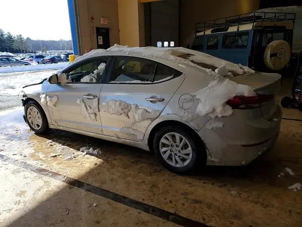 5NPD74LF0JH285923 2018 HYUNDAI ELANTRA - Image 2