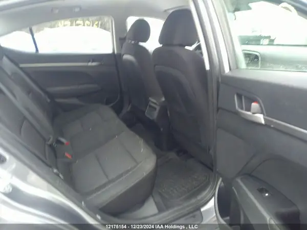 5NPD74LF0JH297960 2018 HYUNDAI ELANTRA - Image 8