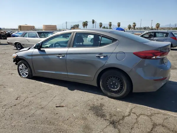 5NPD74LF0JH303742 2018 HYUNDAI ELANTRA - Image 2