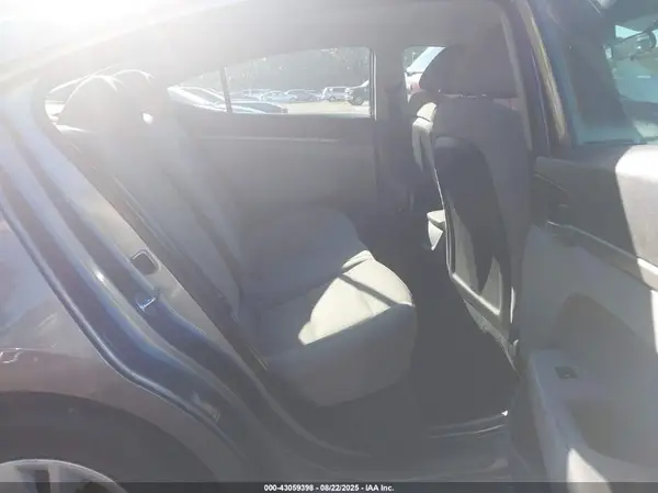 5NPD74LF0JH315437 2018 HYUNDAI ELANTRA - Image 8