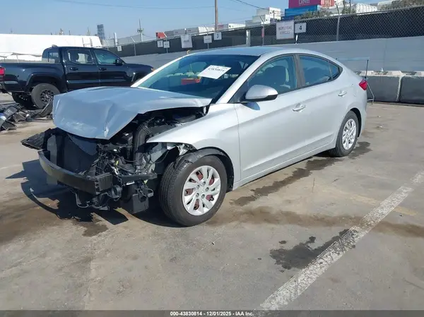 5NPD74LF0JH317365 2018 HYUNDAI ELANTRA - Image 2