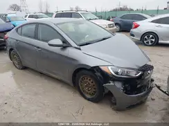 5NPD74LF0JH319066 2018 HYUNDAI ELANTRA